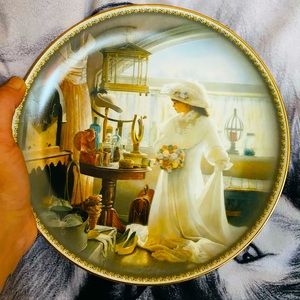A Bradford Exchange collectors plate